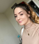 Mia_001